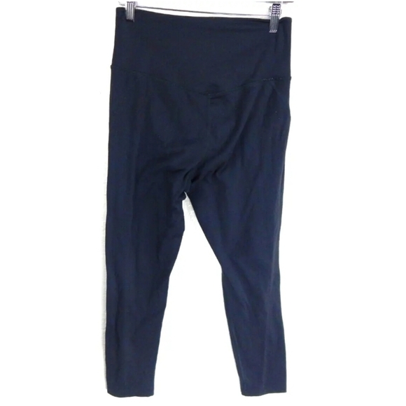 Girlfriend Collective Econyl Crop Leggings - Picture 2 of 4